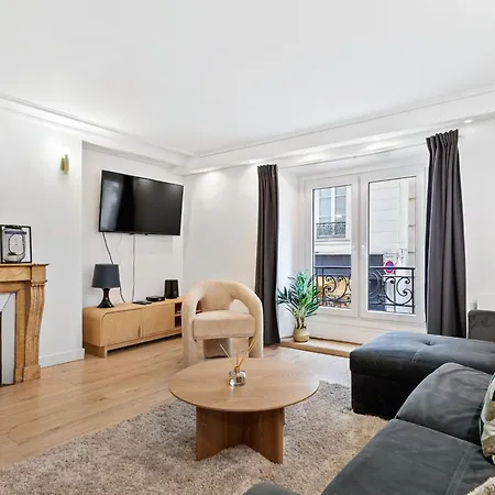 Beautiful Spacious 3br 8p Near Street Montorgueil *