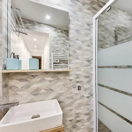 Beautiful Spacious 3br 8p Near Street Montorgueil Appartamento Parigi